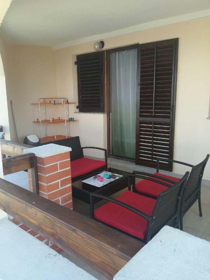 Ferienwohnung Ulica Zitna Xxvii Br.12 Apartman Ljevar Vir Exterior foto